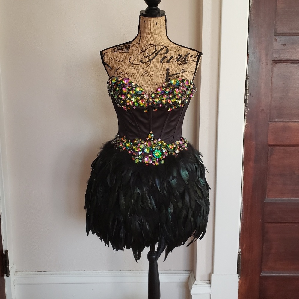 Sherri Hill mini party dress